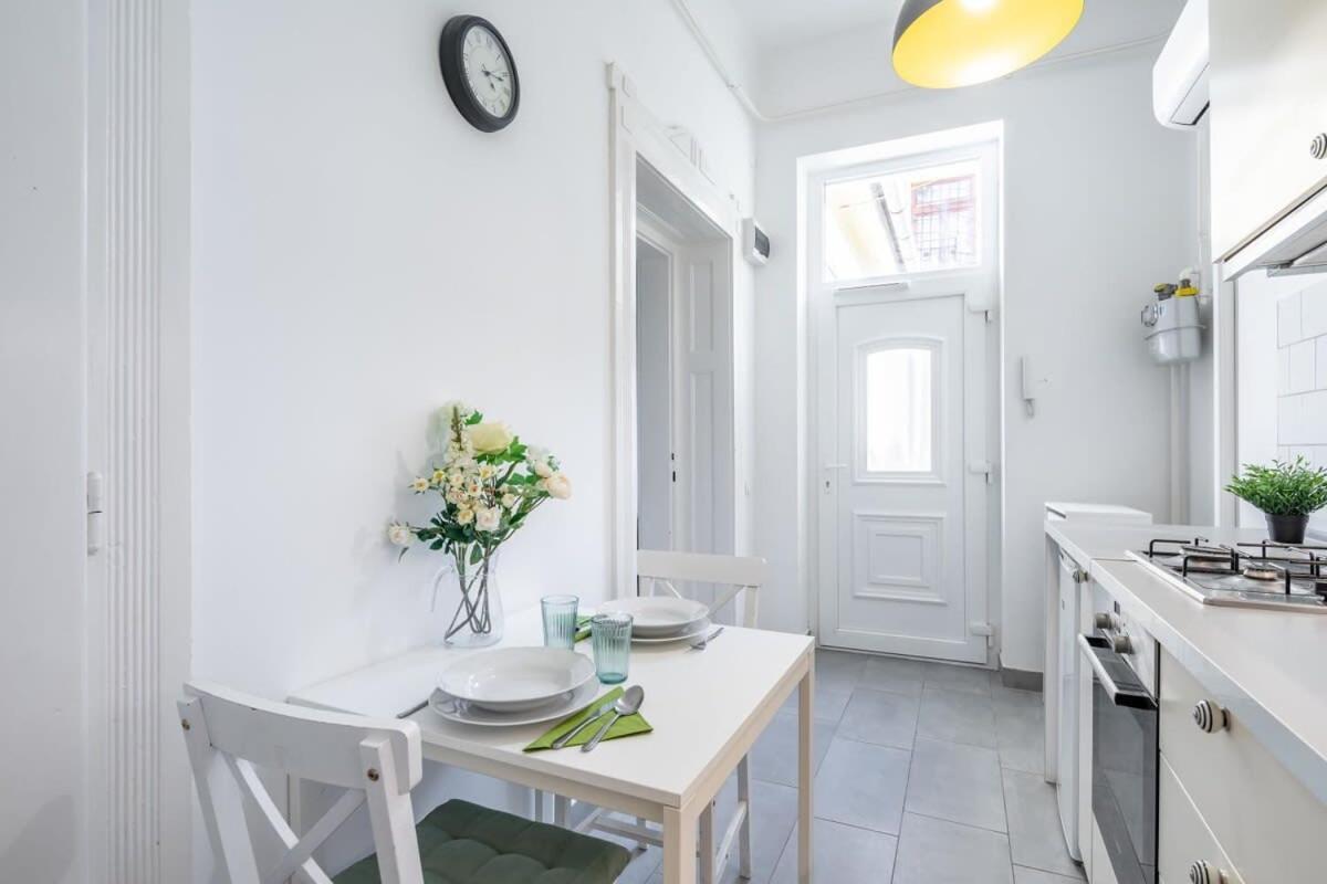 Lovely & Cozy Home With A C Boedapest Buitenkant foto